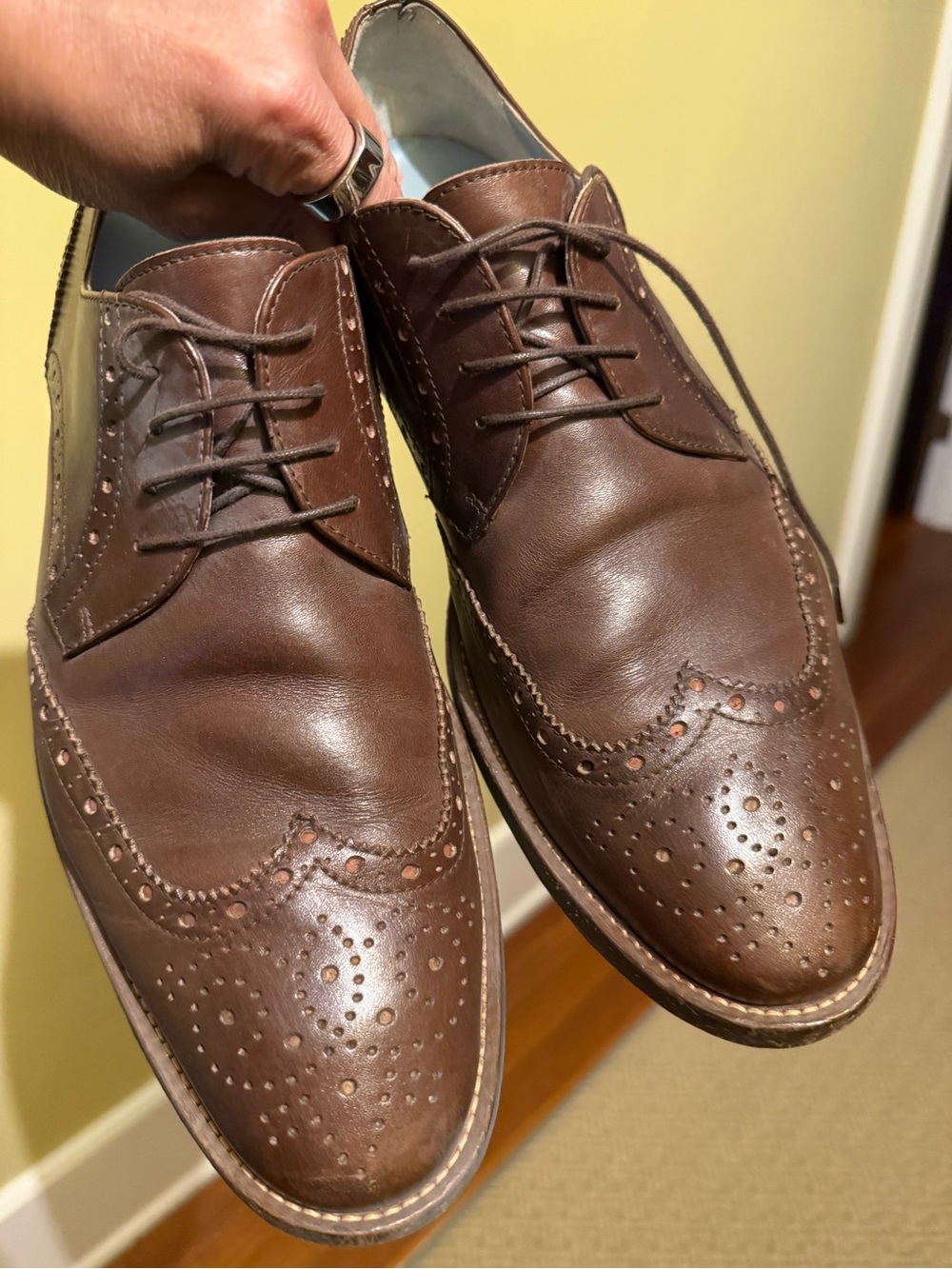 Men’s Lambertson Truex wingtip dress shoes